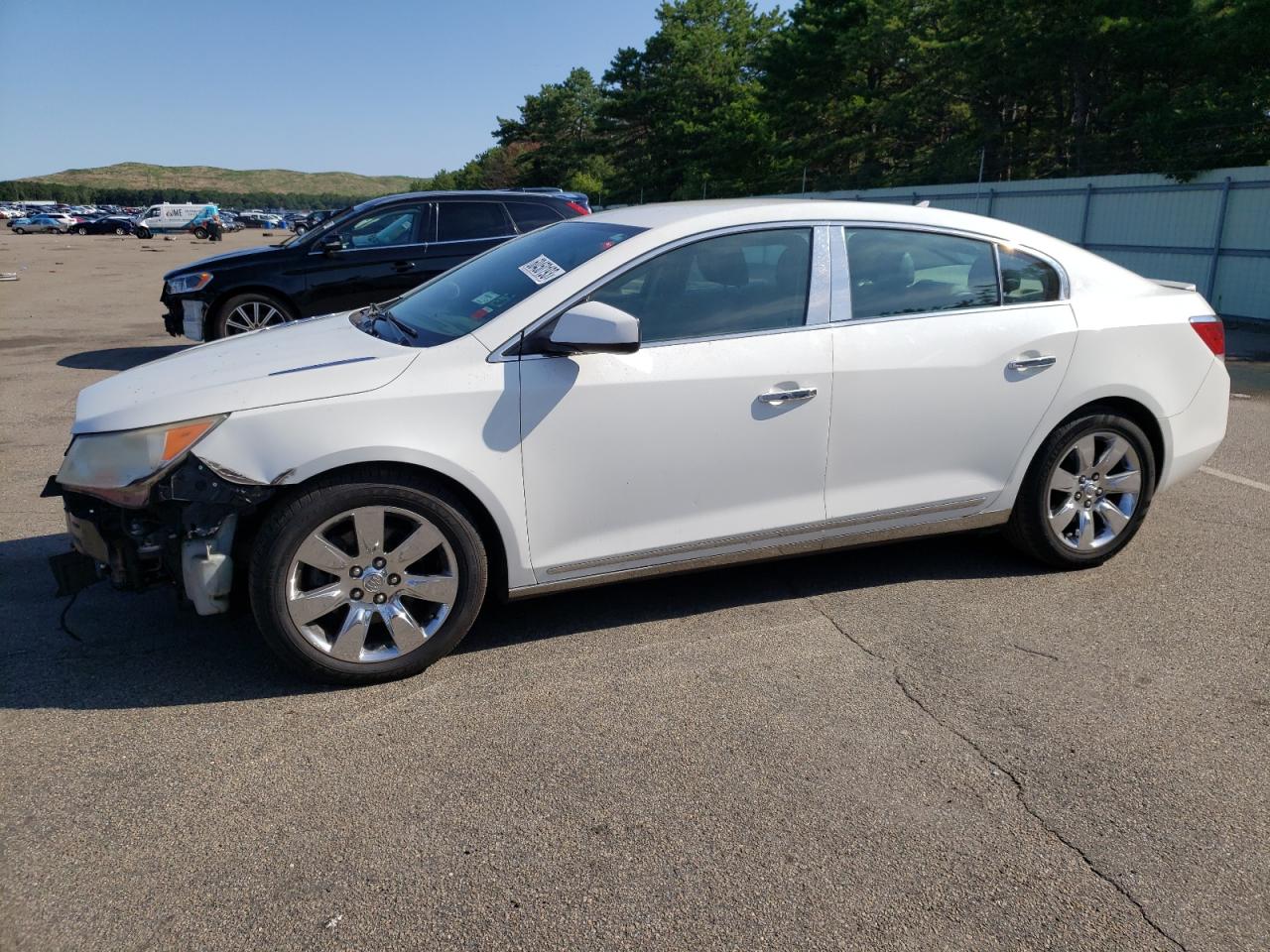 Buick Lacrosse 2011