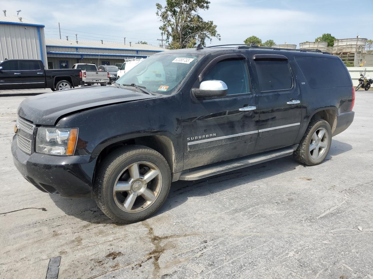 Chevrolet Suburban 2013