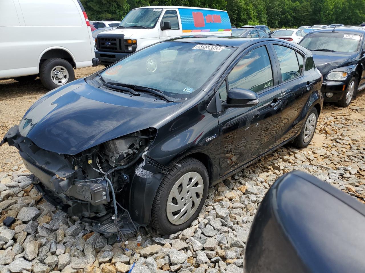 Toyota Prius c 2016
