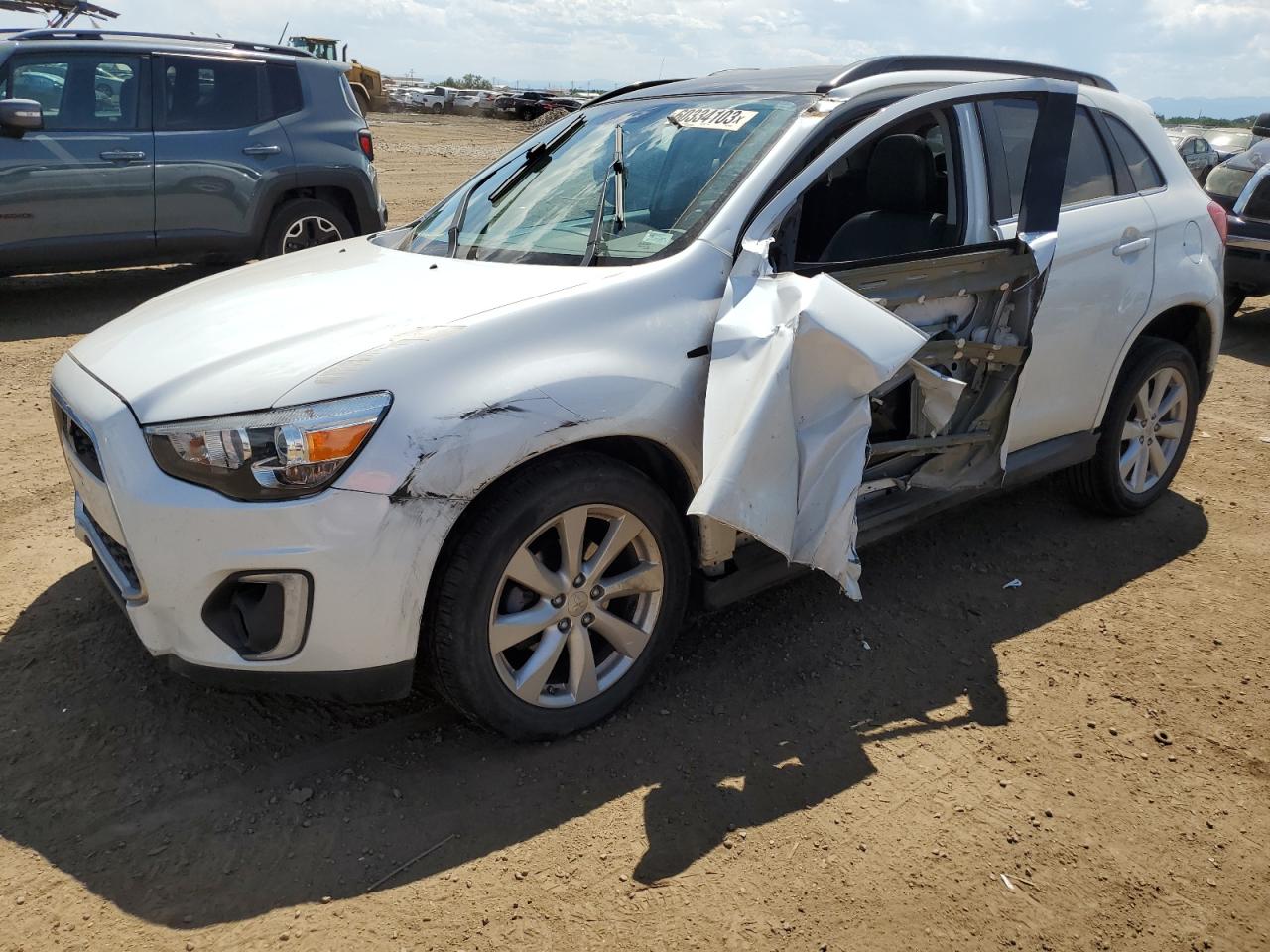 Mitsubishi Outlander 2015