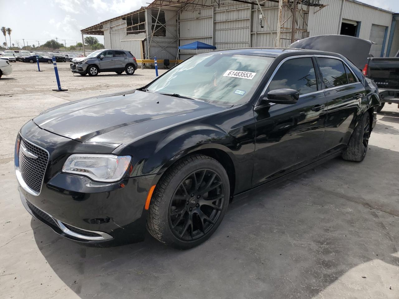 Chrysler 300 2016