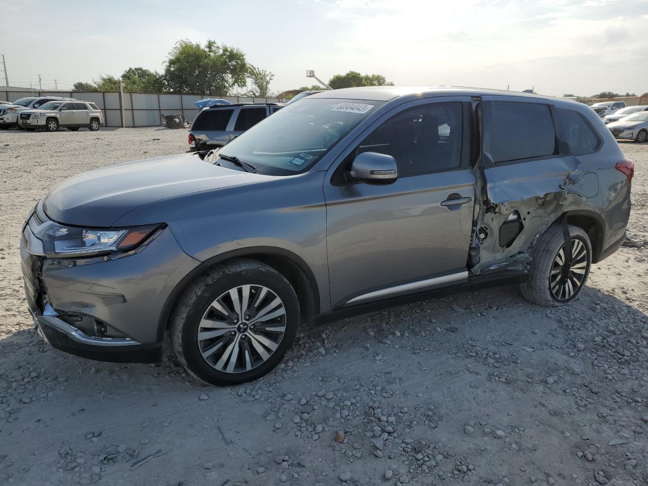 Mitsubishi Outlander 2020