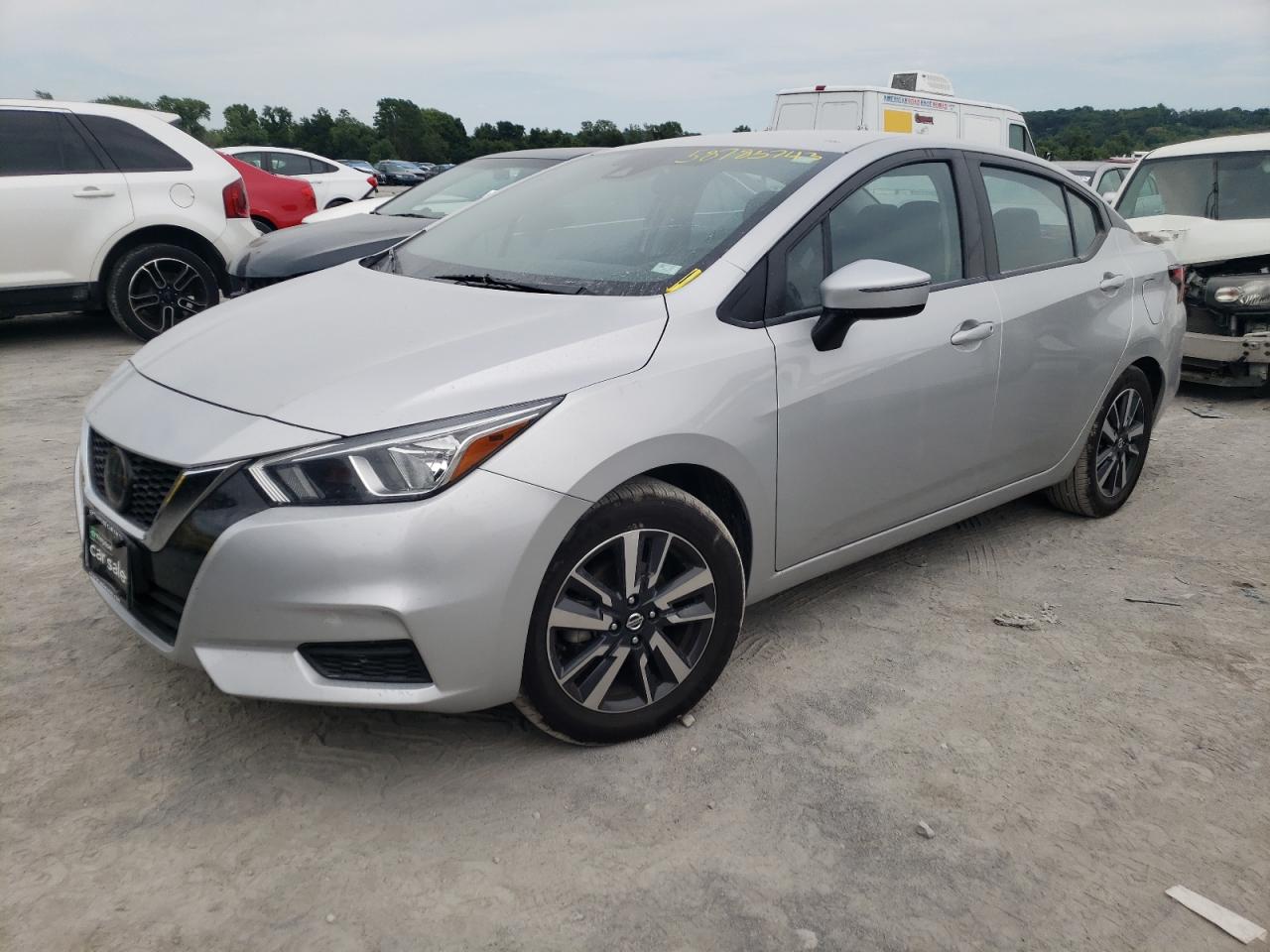 Nissan Versa 2021
