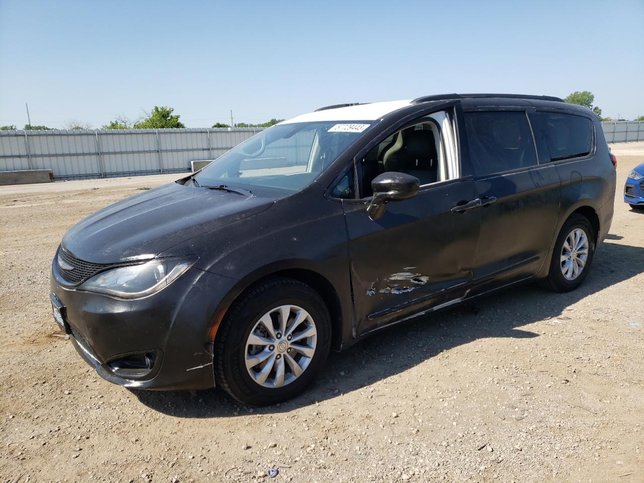 Chrysler Pacifica 2017