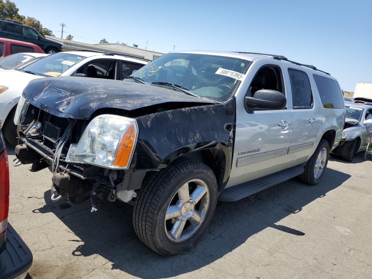Chevrolet Suburban 2011