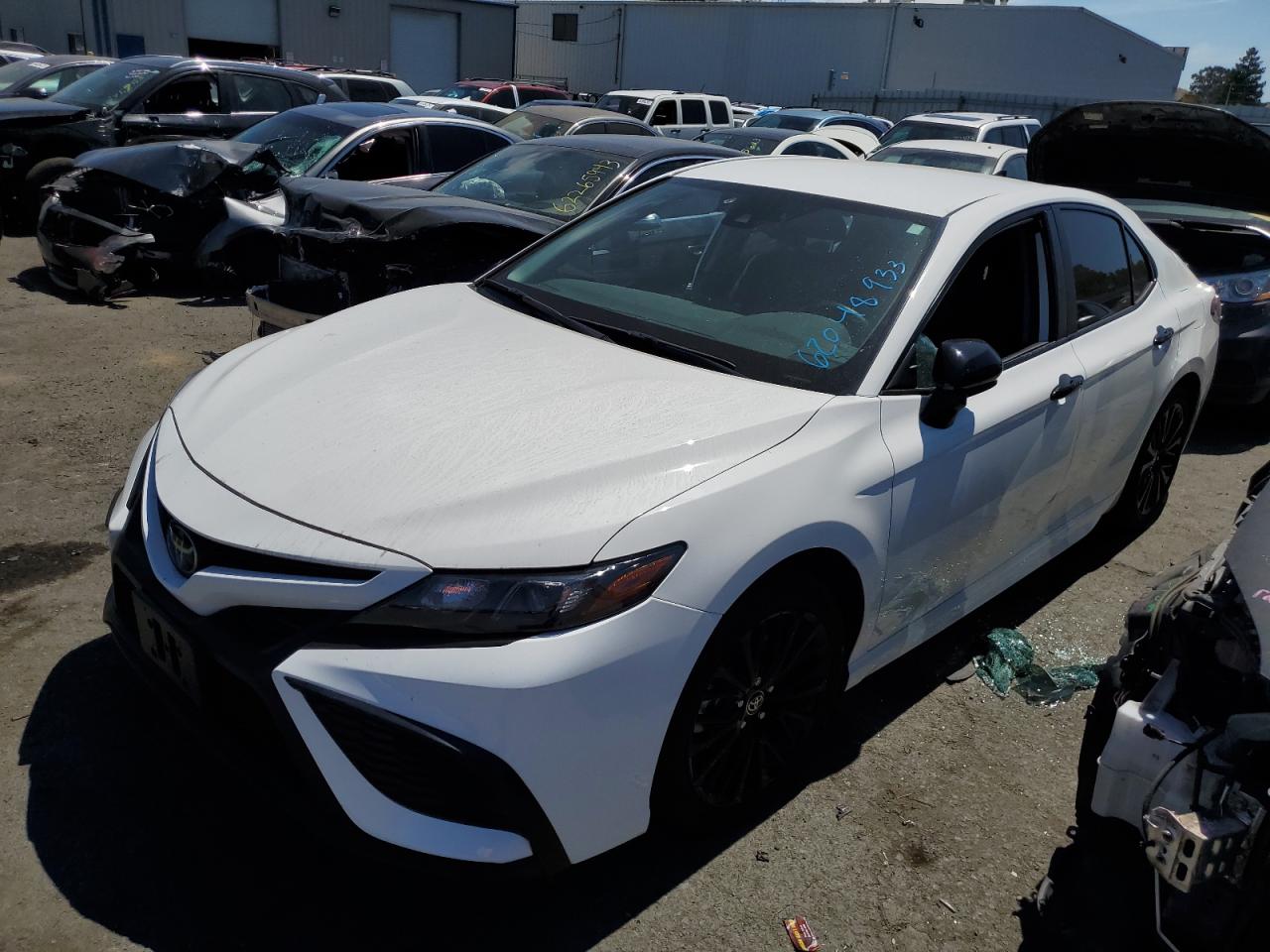 Toyota Camry 2021