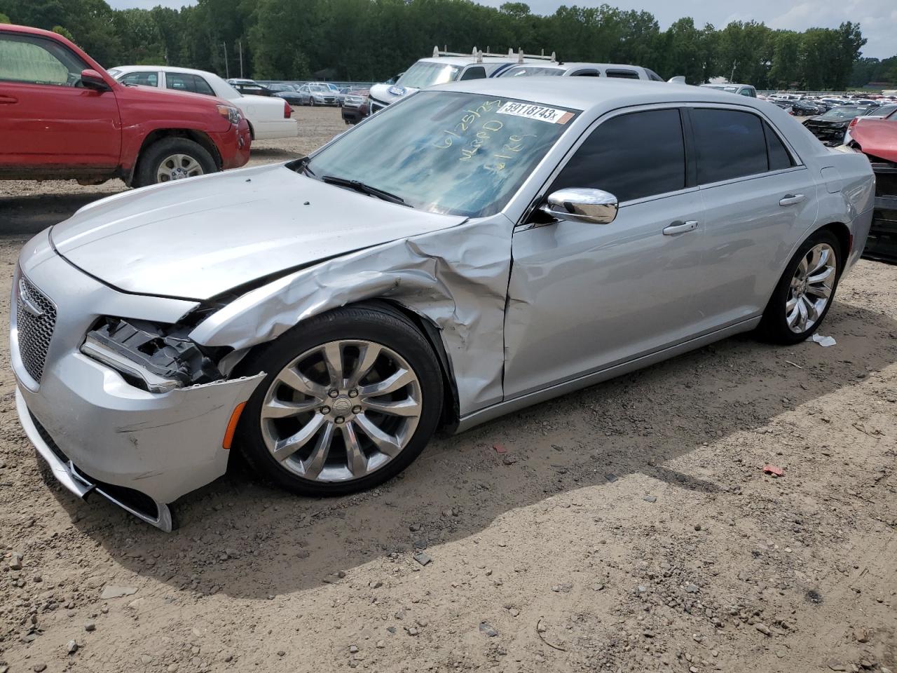 Chrysler 300 2019