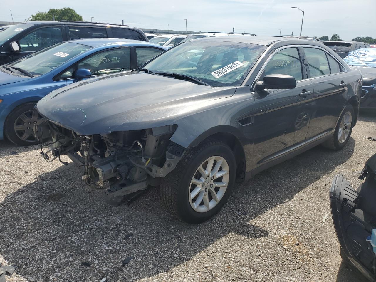 Ford Taurus 2015