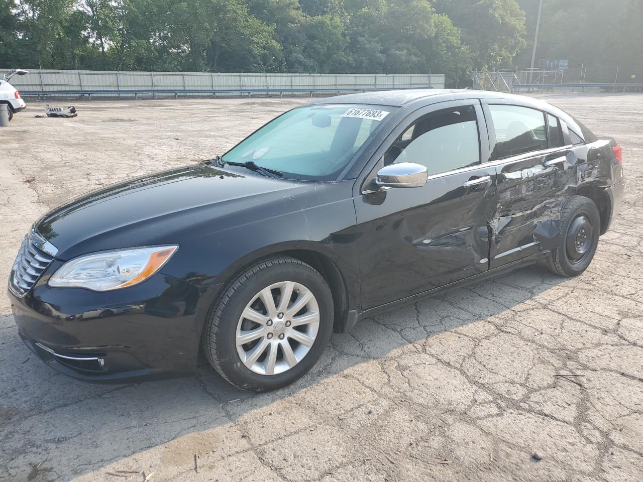 Chrysler 200 2013