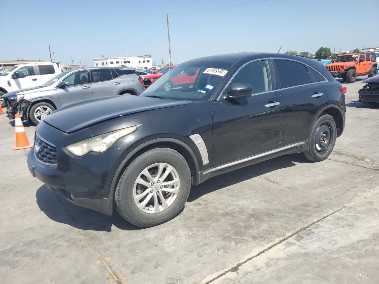 INFINITI FX35 2011