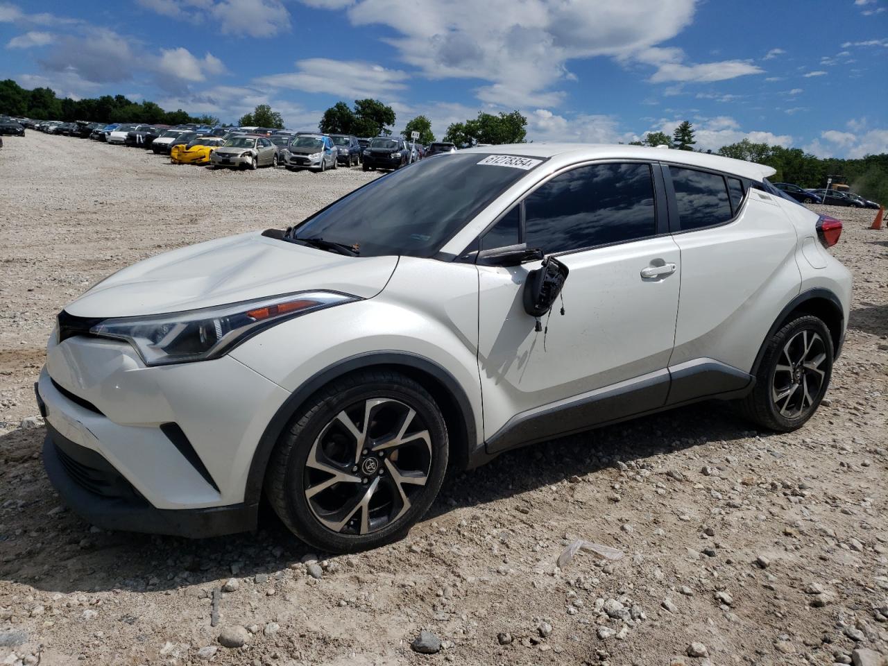 TOYOTA C-HR XLE 2018