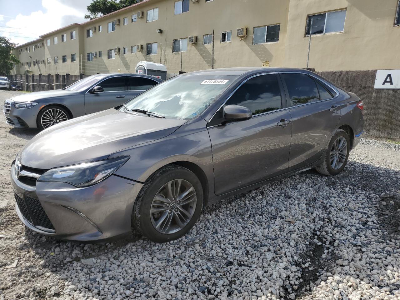 TOYOTA CAMRY 2017
