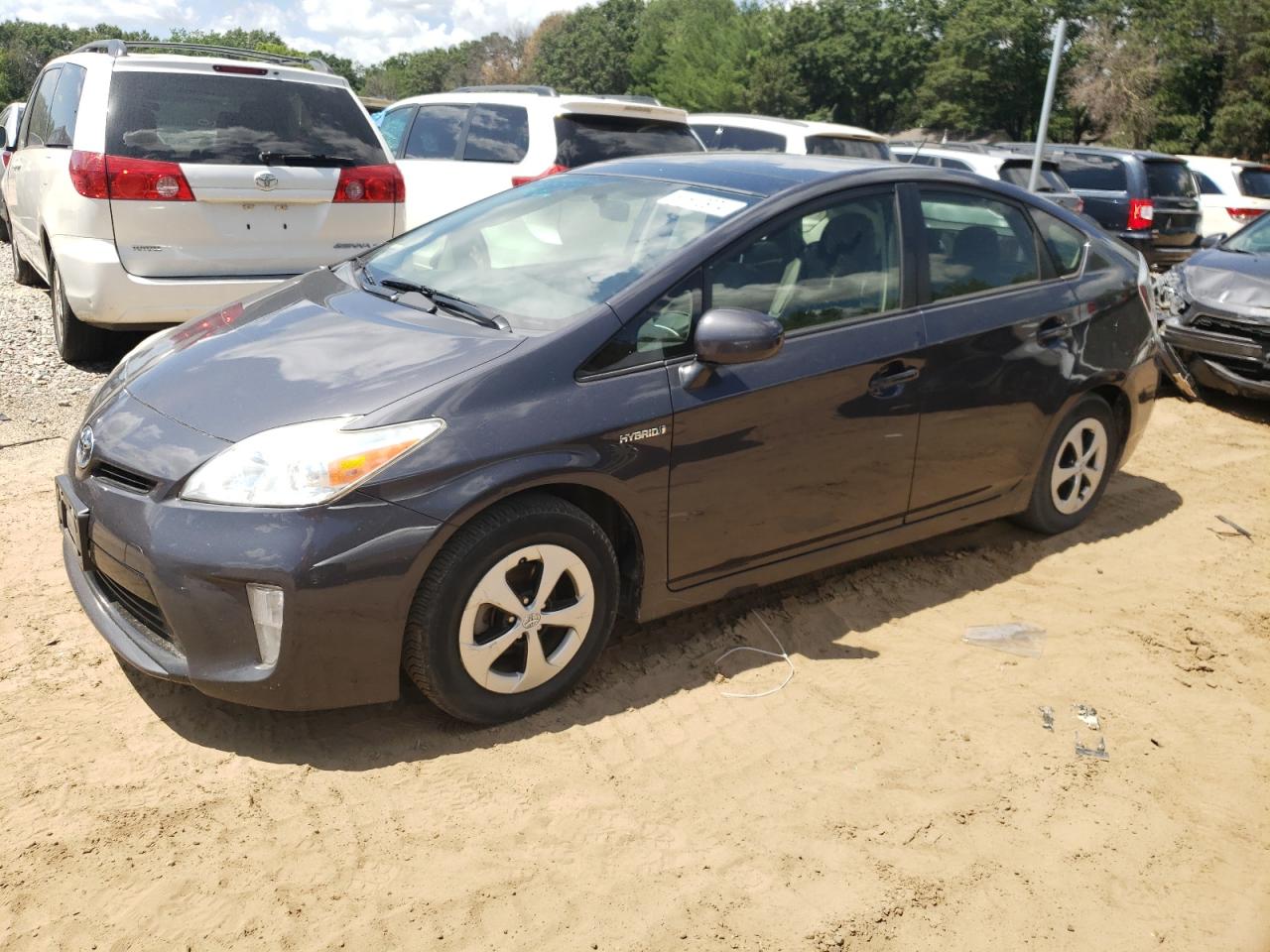 TOYOTA PRIUS 2013