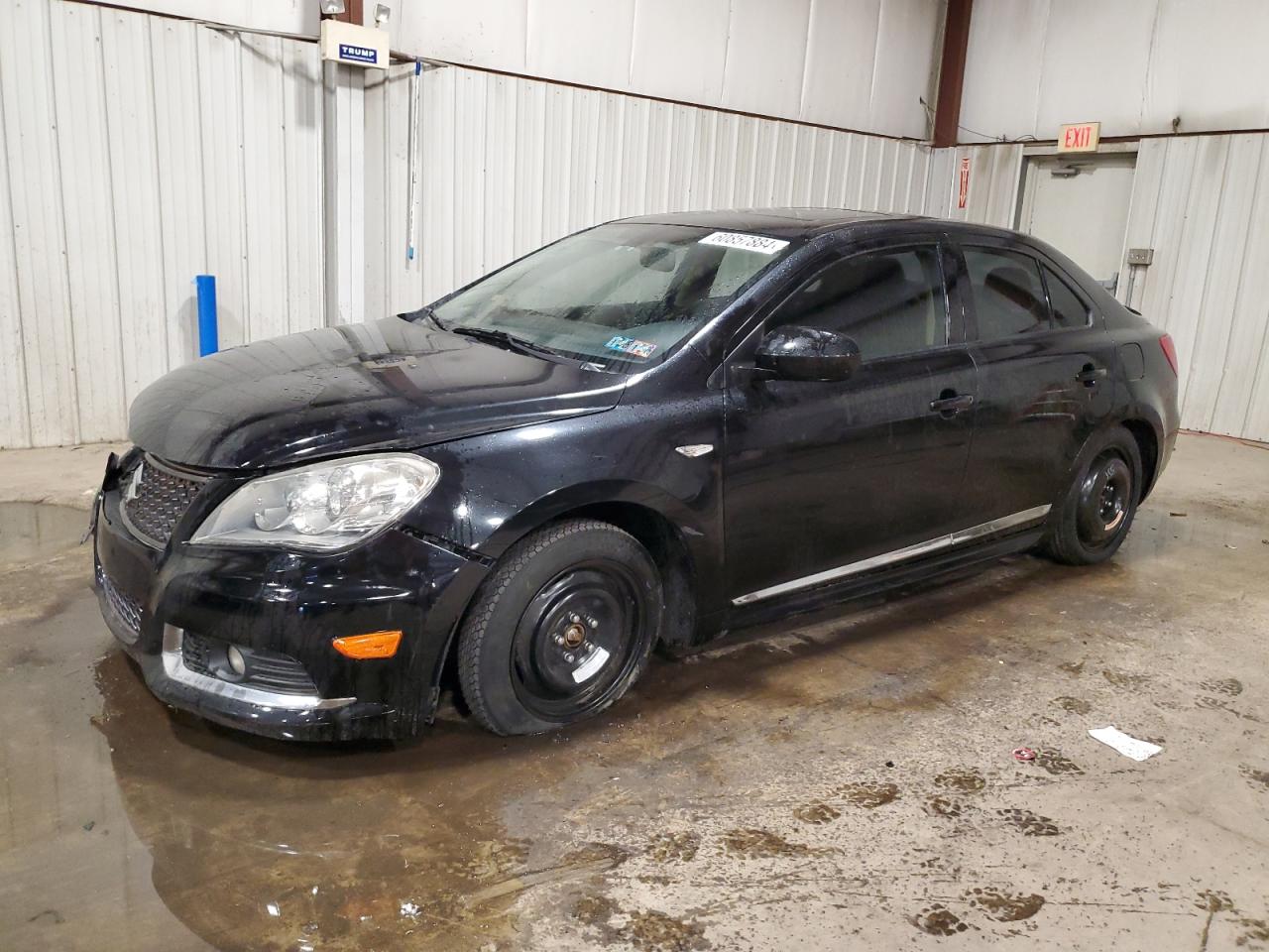 SUZUKI KIZASHI 2013