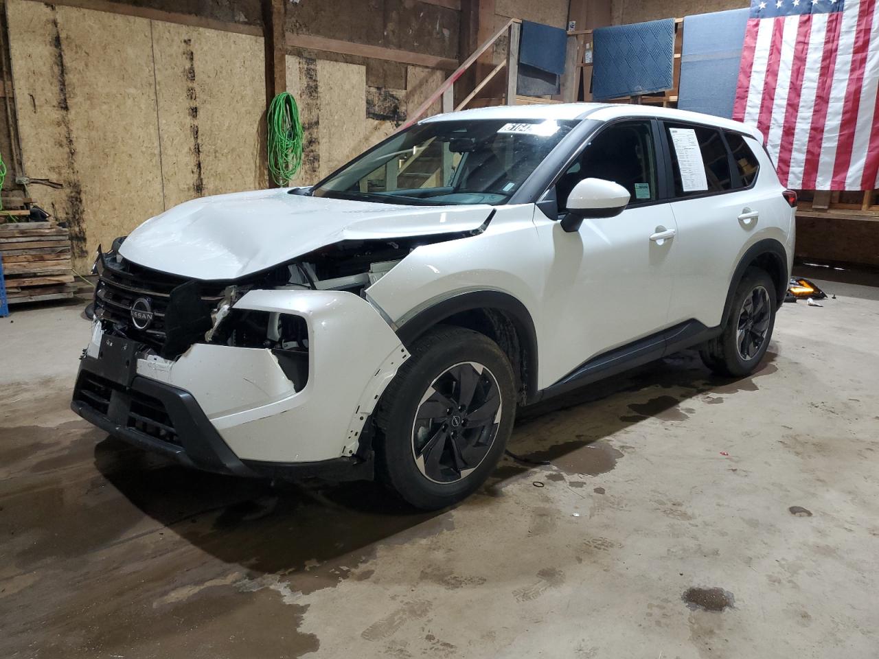 NISSAN ROGUE 2024