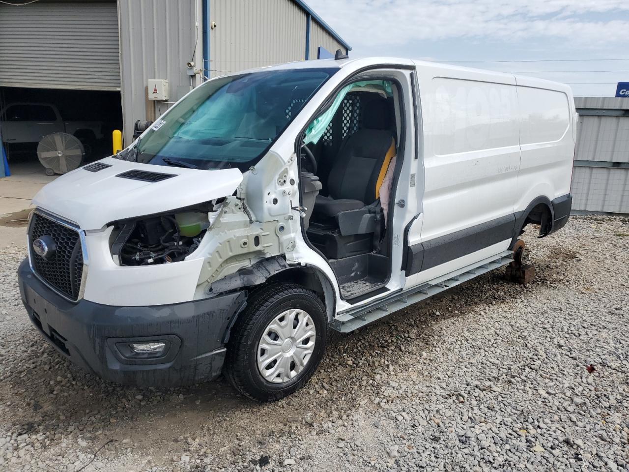 FORD TRANSIT 2023