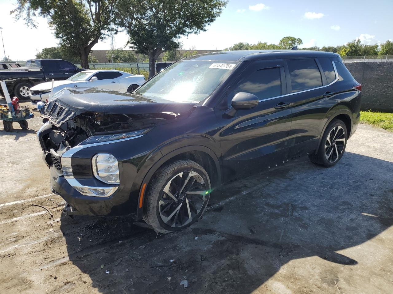 MITSUBISHI OUTLANDER 2022