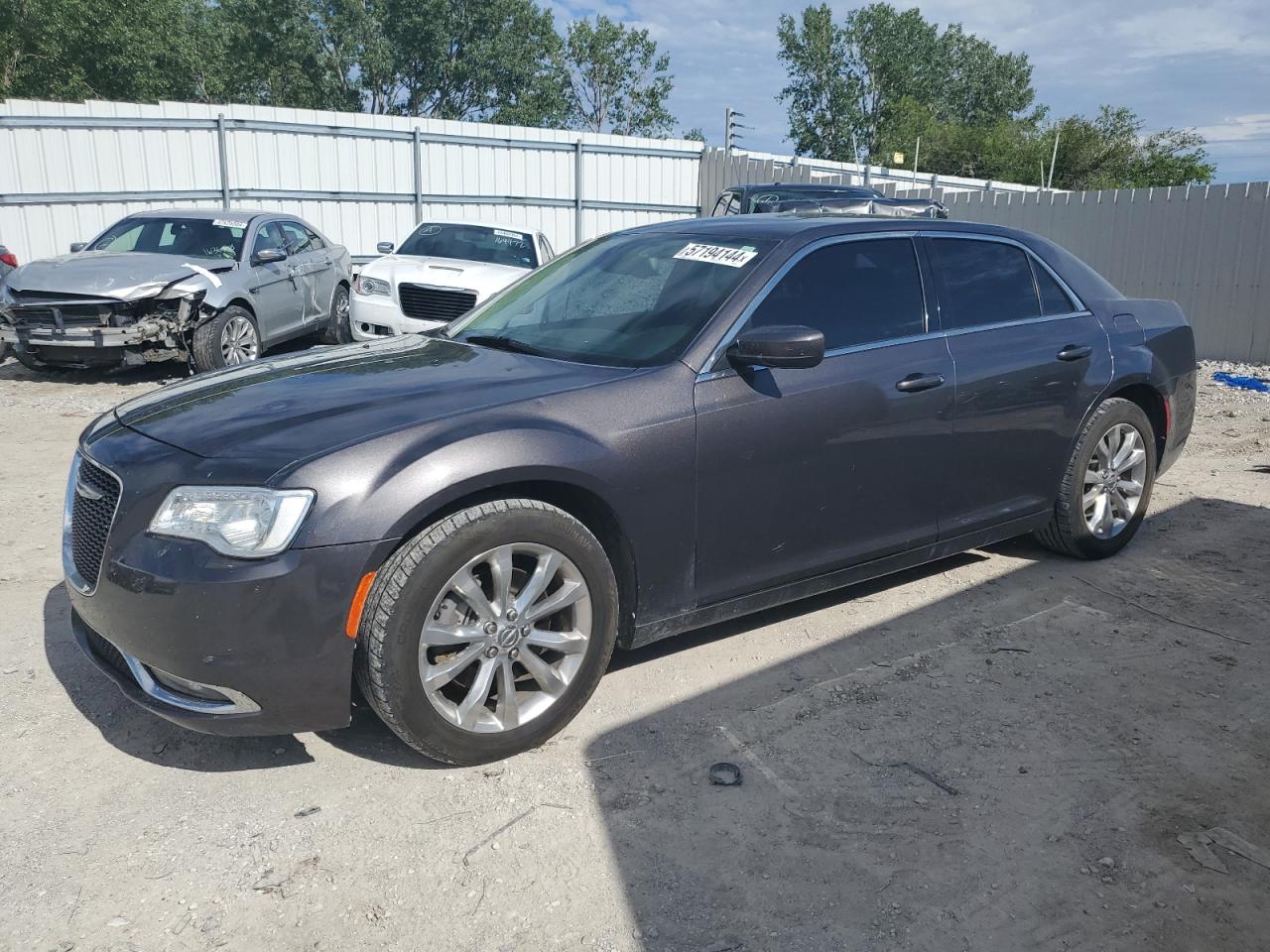 CHRYSLER 300 LIMITE 2015