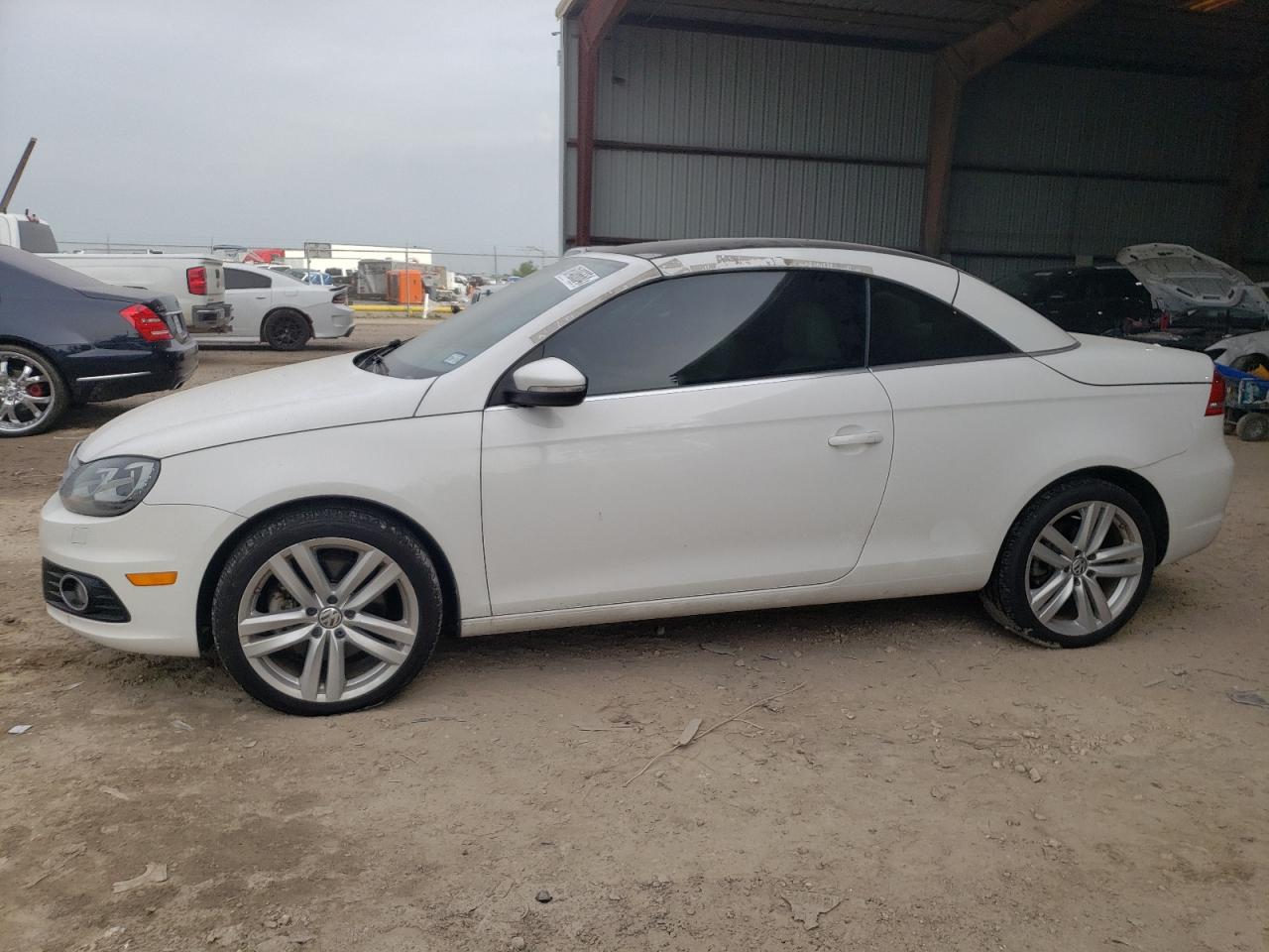 VOLKSWAGEN EOS LUX 2014