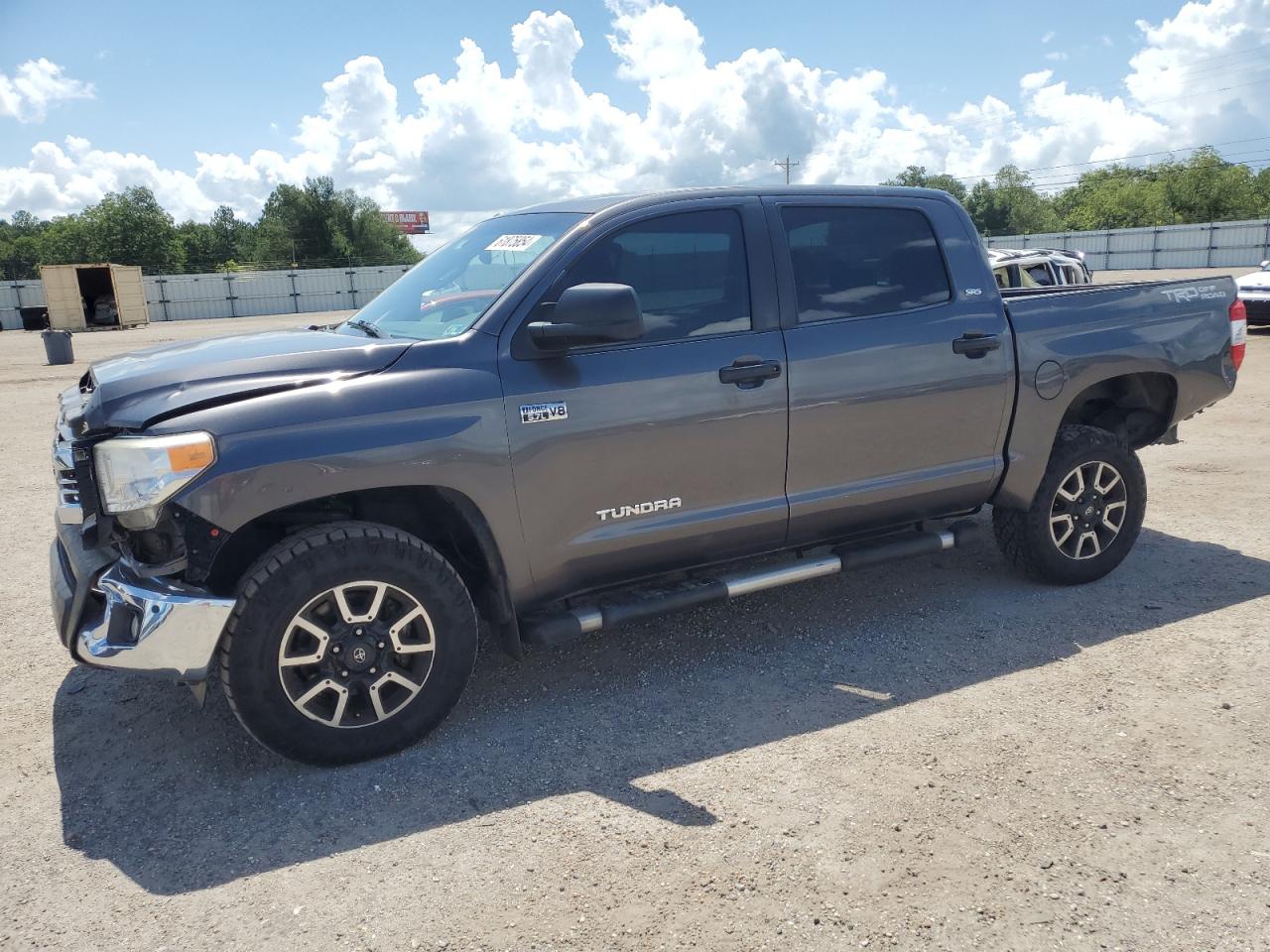 TOYOTA TUNDRA 2016