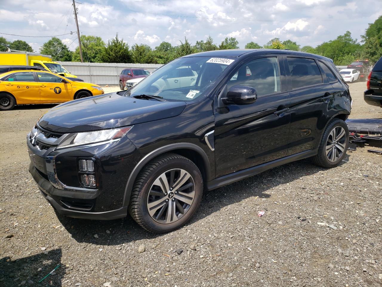 MITSUBISHI OUTLANDER 2021