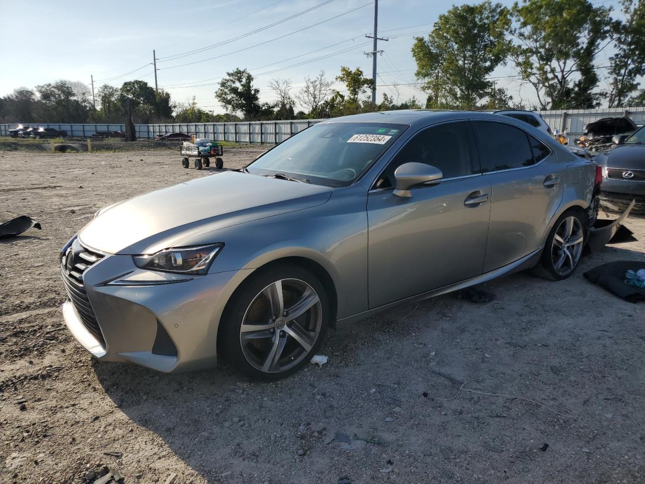 LEXUS IS 2018