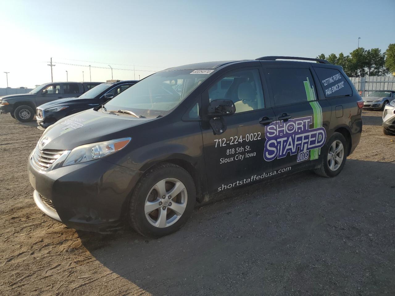 TOYOTA SIENNA 2017