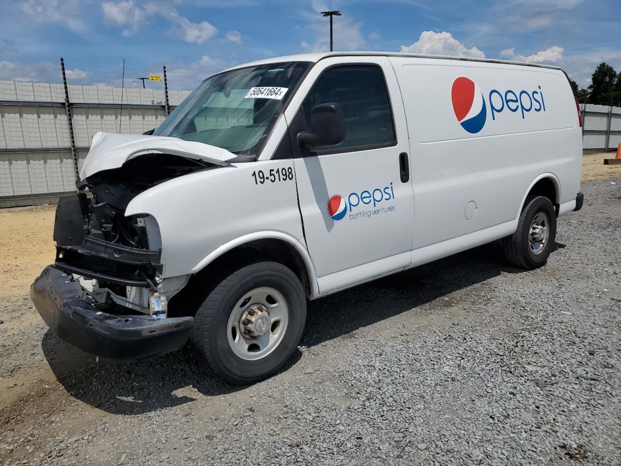 CHEVROLET EXPRESS 2019