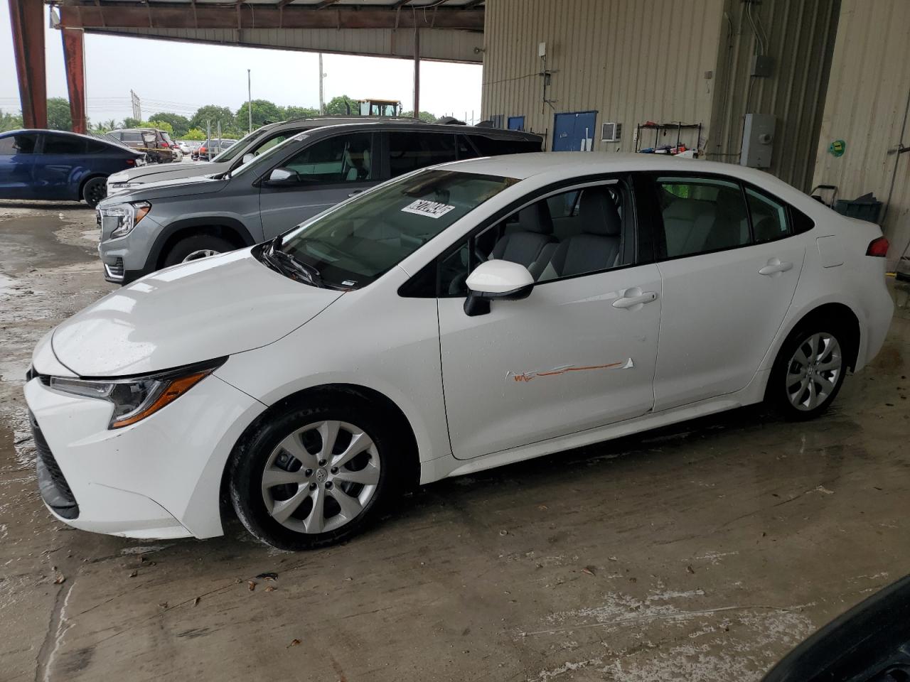 TOYOTA COROLLA LE 2024