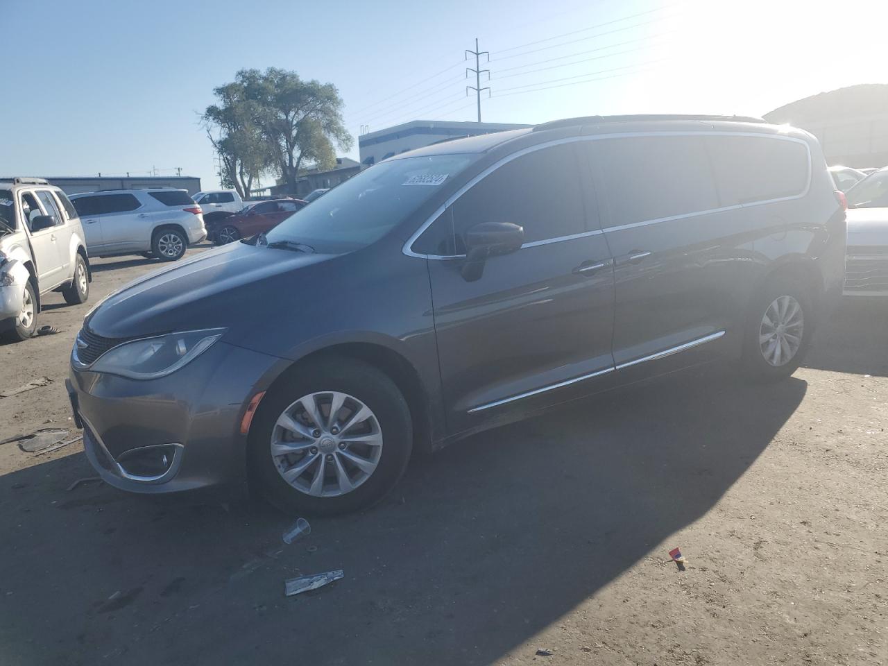 CHRYSLER PACIFICA T 2017