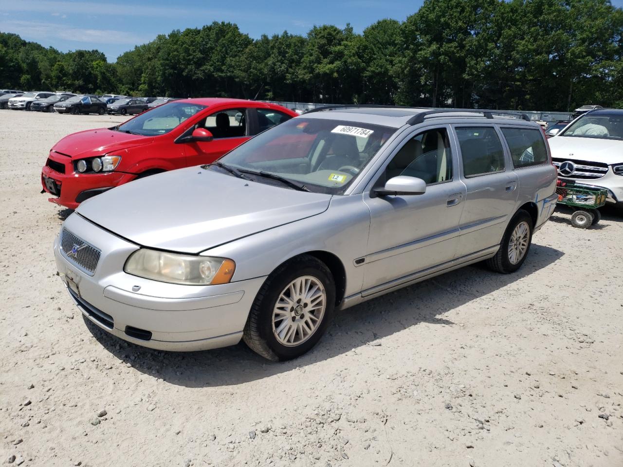 VOLVO V70 2005