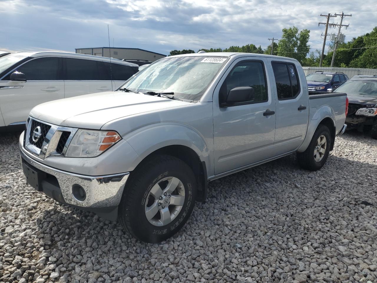 NISSAN FRONTIER 2011