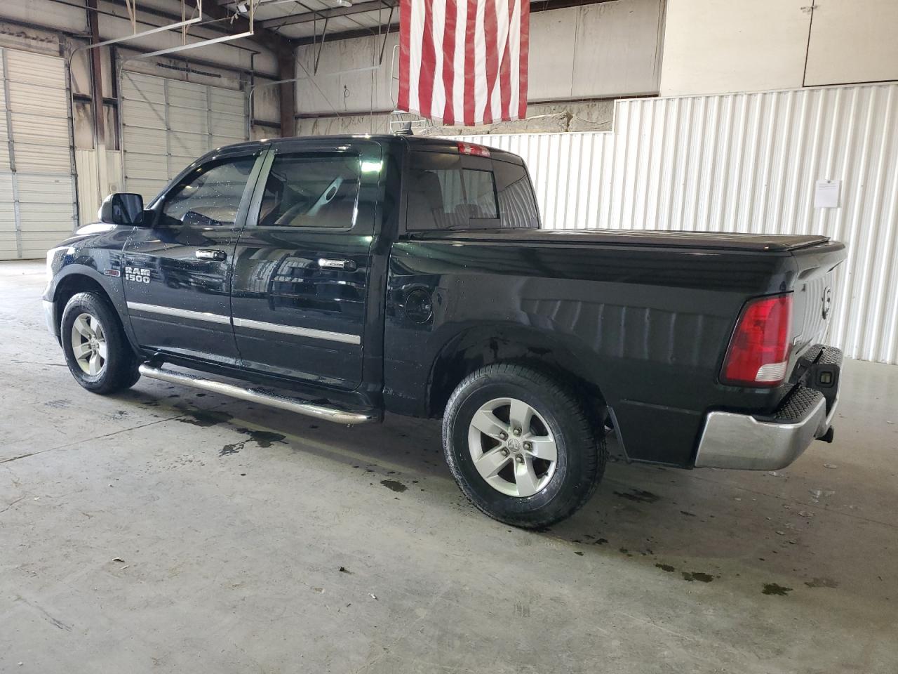 RAM 1500 SLT 2015