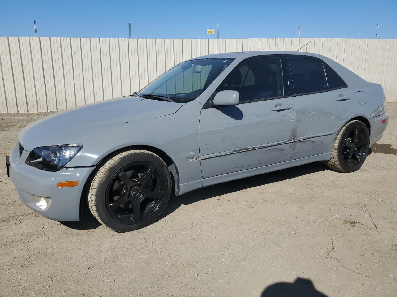 LEXUS IS 2003