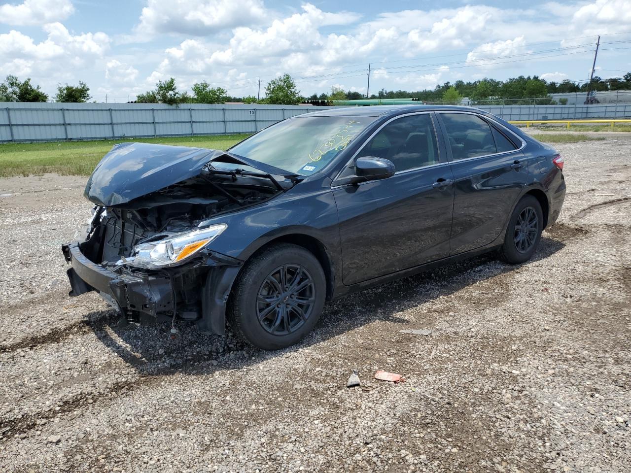 TOYOTA CAMRY LE 2017