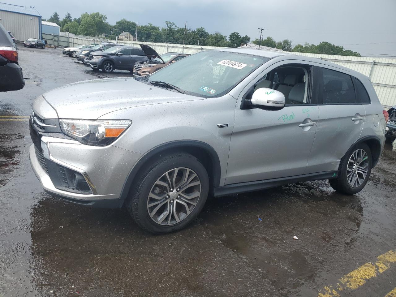MITSUBISHI OUTLANDER 2019