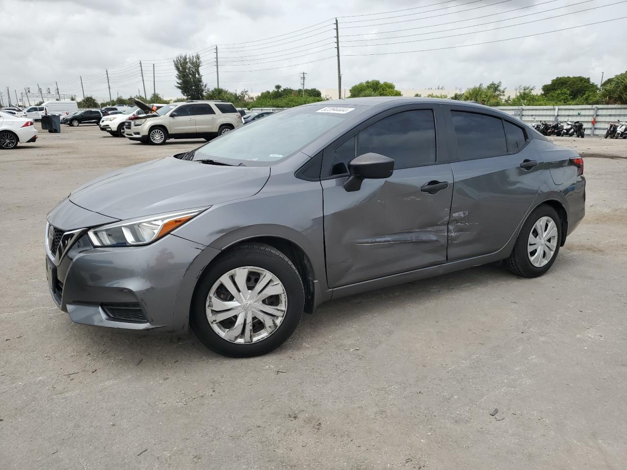 NISSAN VERSA S 2020