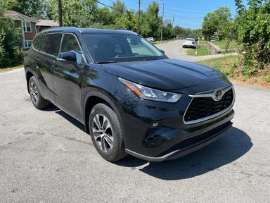 Toyota Highlander 2021