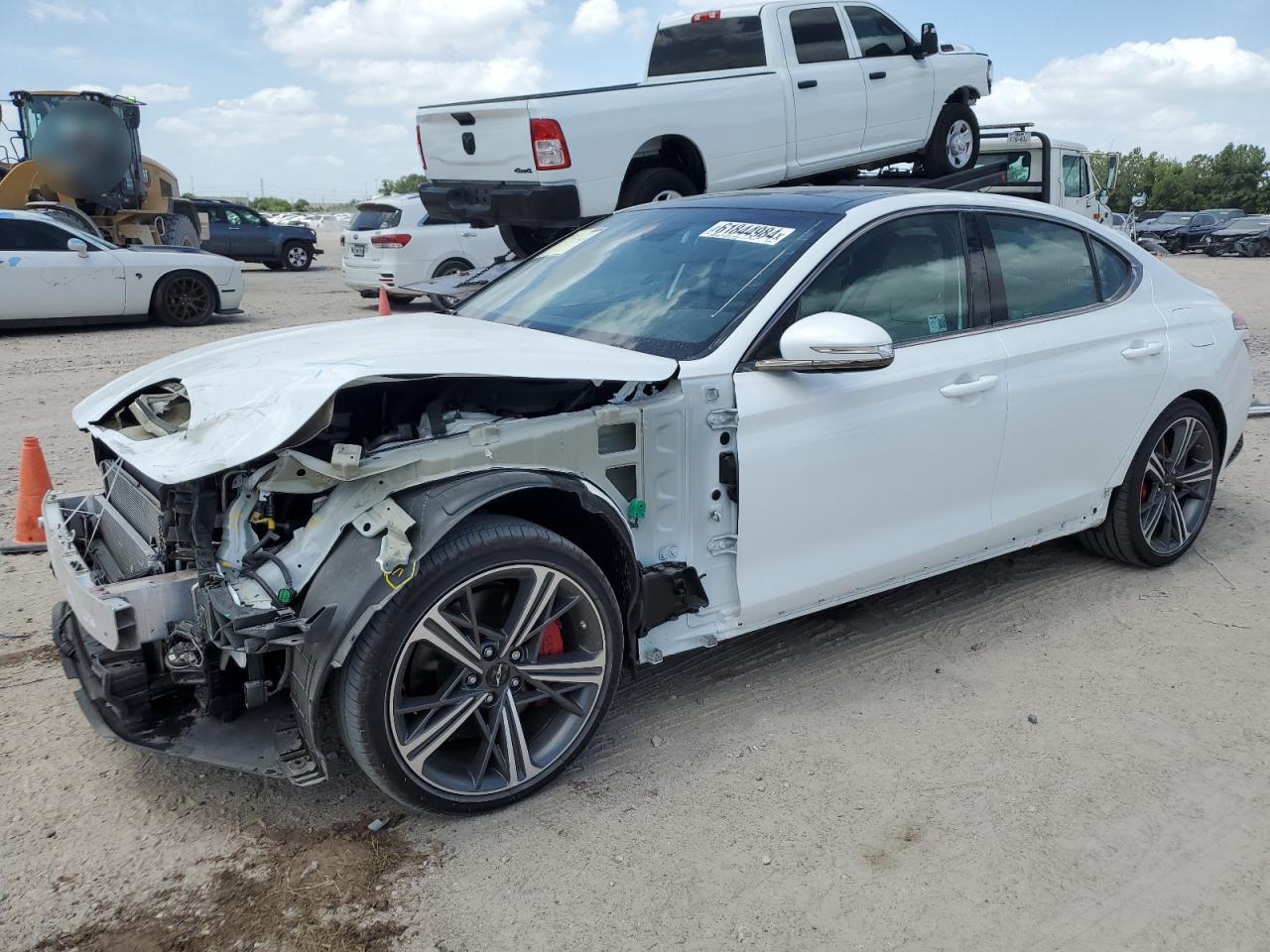 GENESIS G70 BASE 2024