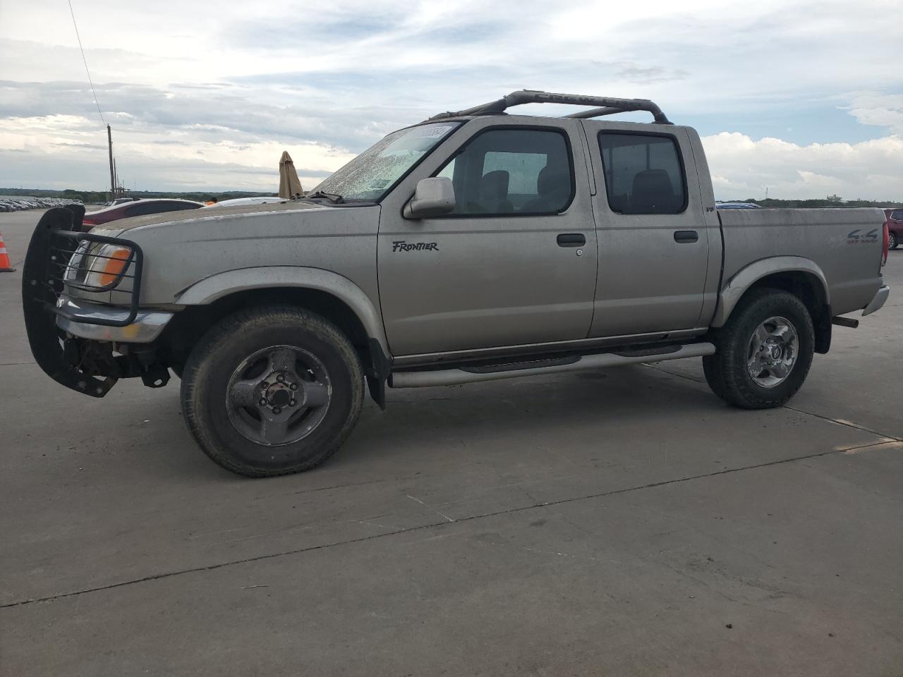 NISSAN FRONTIER 2000