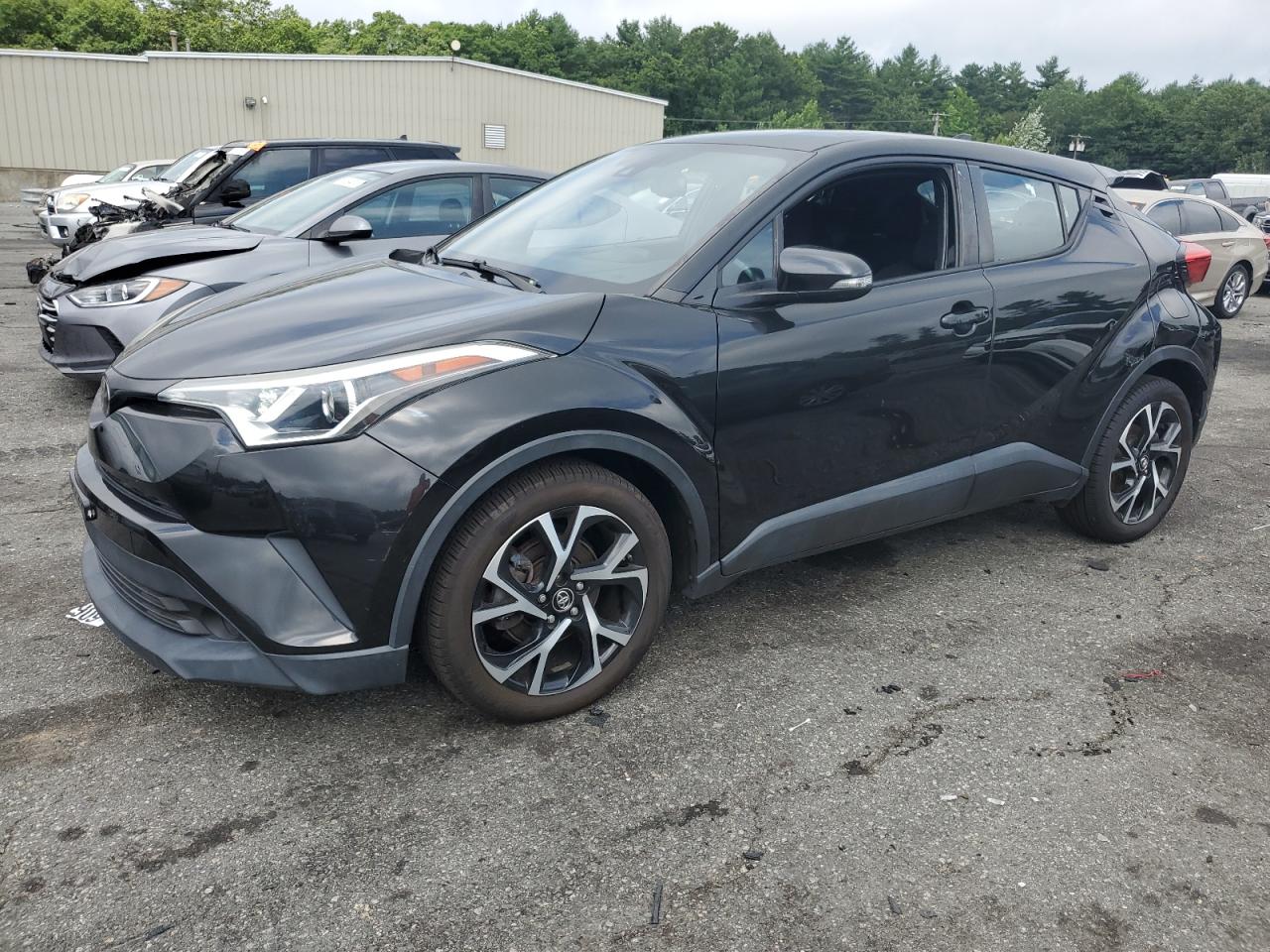 TOYOTA C-HR XLE 2018
