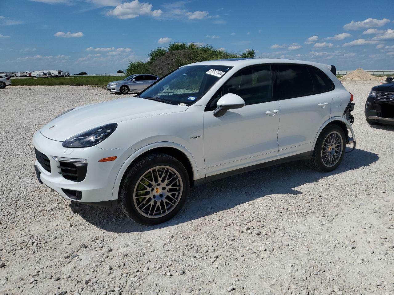 PORSCHE CAYENNE SE 2017