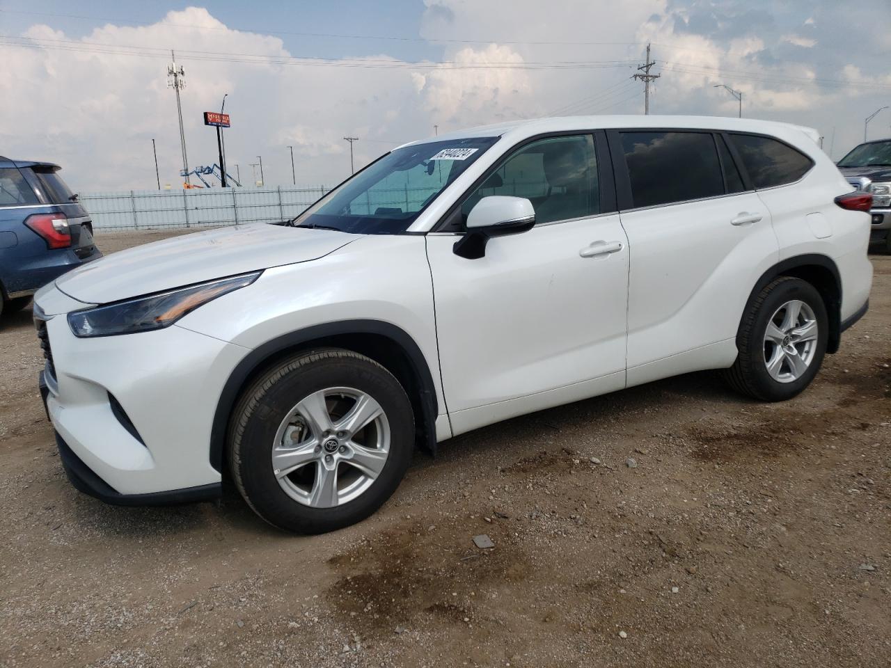 TOYOTA HIGHLANDER 2023
