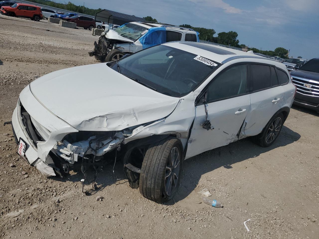 VOLVO V60 CROSS 2018