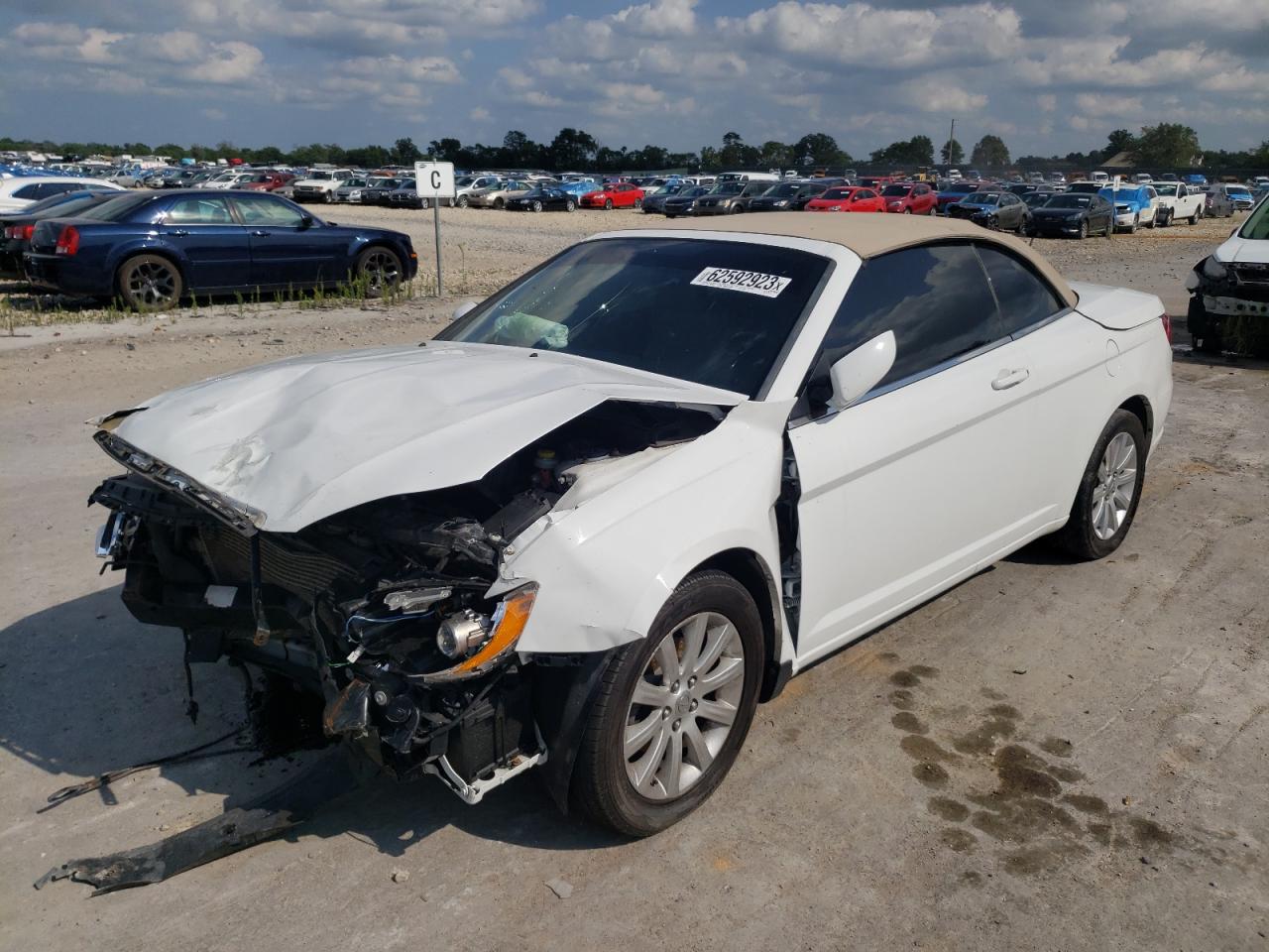 Chrysler 200 2013