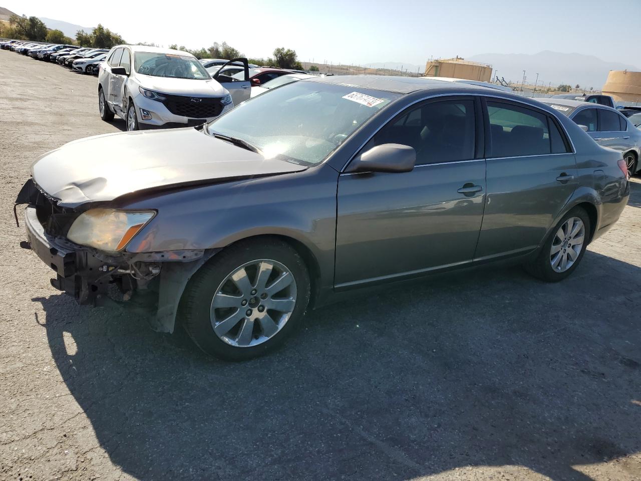 Toyota Avalon 2005