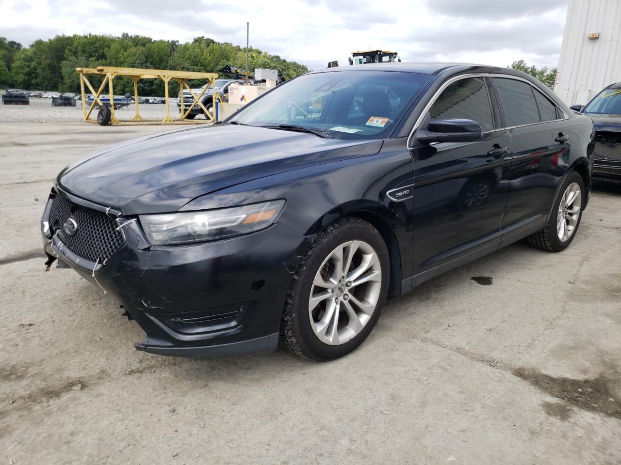 Ford Taurus 2013