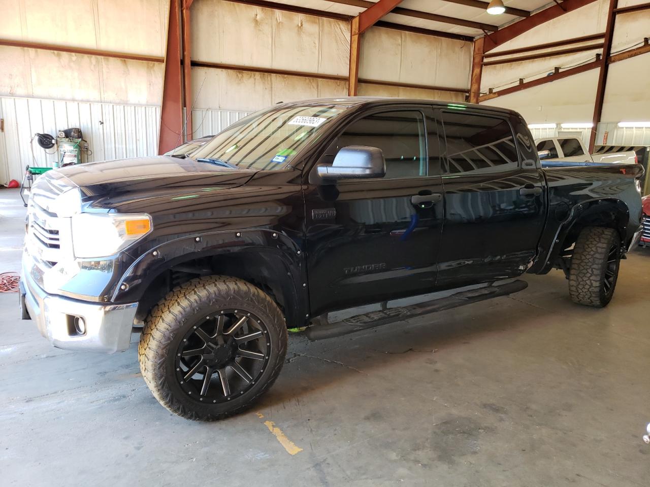 Toyota Tundra 2017
