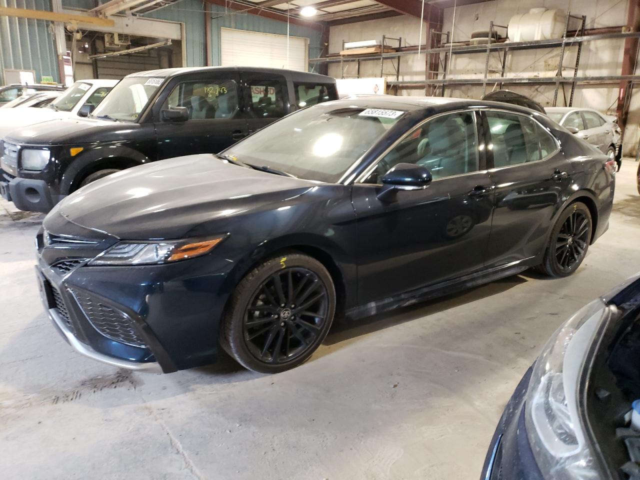 Toyota Camry 2021