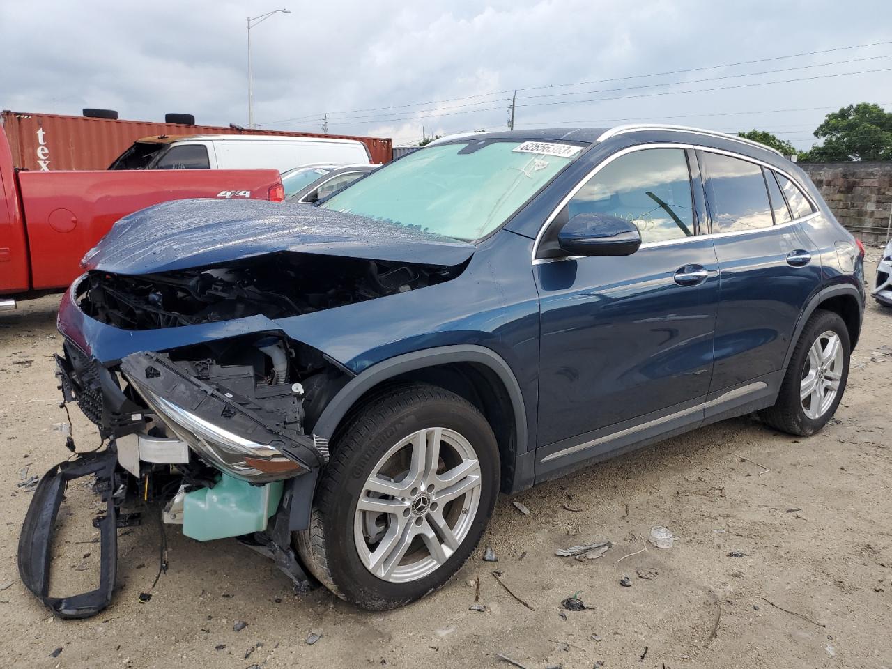 Mercedes-benz Gla-class 2021